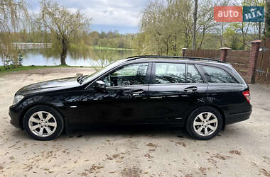 Универсал Mercedes-Benz C-Class 2009 в 