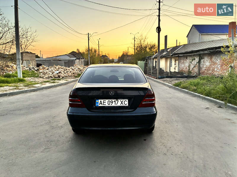 Седан Mercedes-Benz C-Class 2001 в Миколаєві