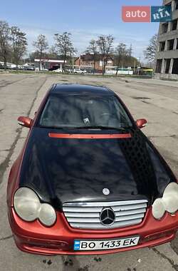 Купе Mercedes-Benz C-Class 2002 в 