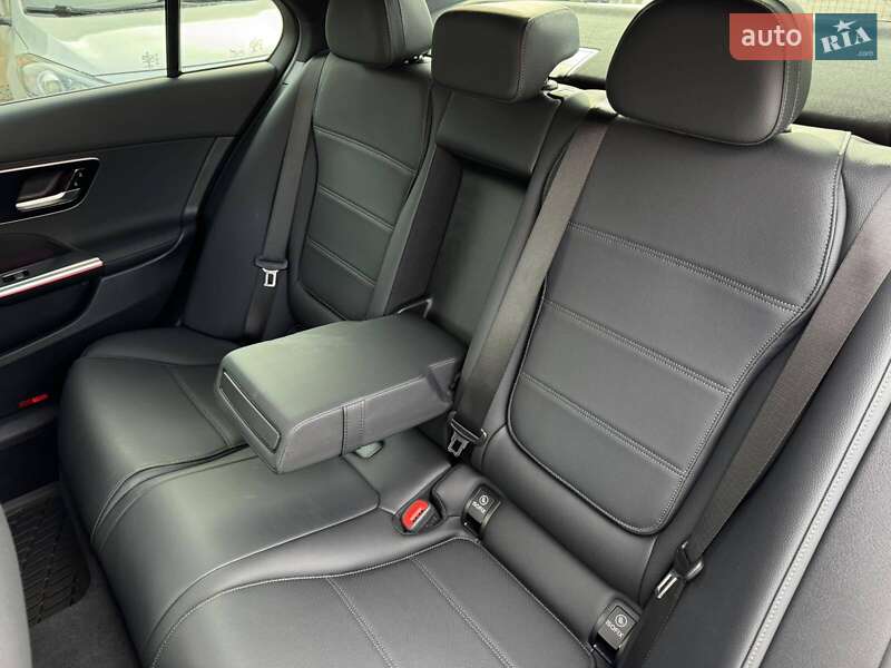 Седан Mercedes-Benz C-Class 2022 в Одессе