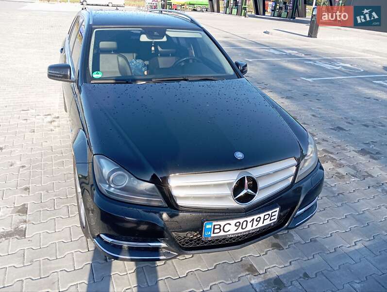Mercedes-Benz C-Class 2012