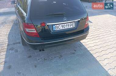 Универсал Mercedes-Benz C-Class 2012 в 