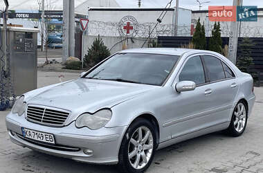 Седан Mercedes-Benz C-Class 2000 в 