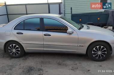 Седан Mercedes-Benz C-Class 2002 в 