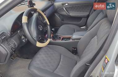 Седан Mercedes-Benz C-Class 2002 в 