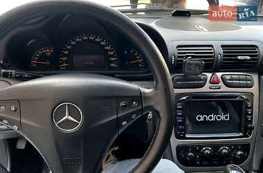 Купе Mercedes-Benz C-Class 2002 в 
