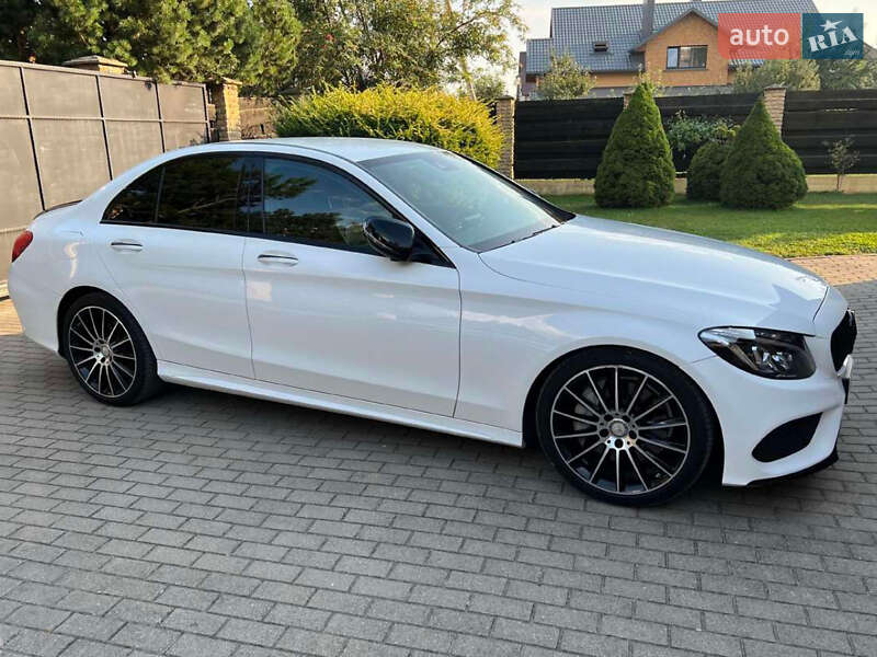 Седан Mercedes-Benz C-Class 2017 в 