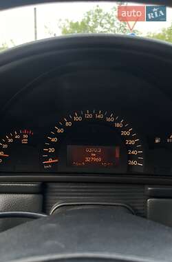 Универсал Mercedes-Benz C-Class 2003 в 