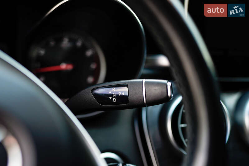 Седан Mercedes-Benz C-Class 2014 в Львове