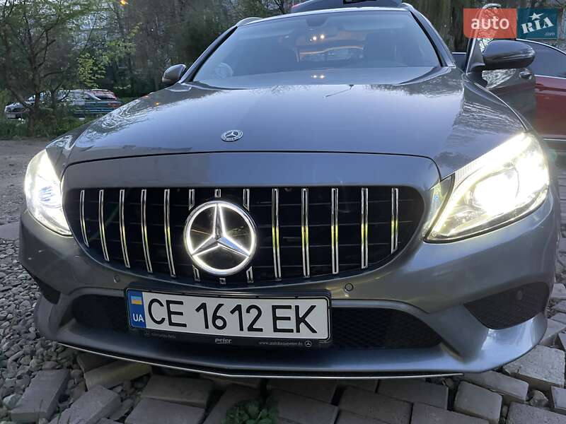 Универсал Mercedes-Benz C-Class 2018 в Черновцах