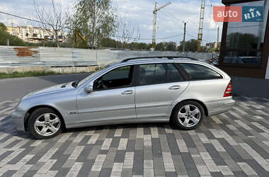 Универсал Mercedes-Benz C-Class 2004 в 