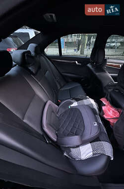 Седан Mercedes-Benz C-Class 2011 в 
