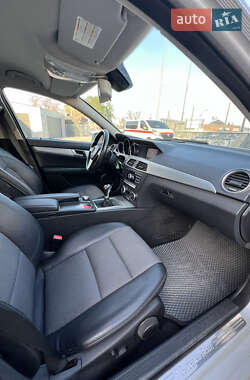 Универсал Mercedes-Benz C-Class 2012 в 