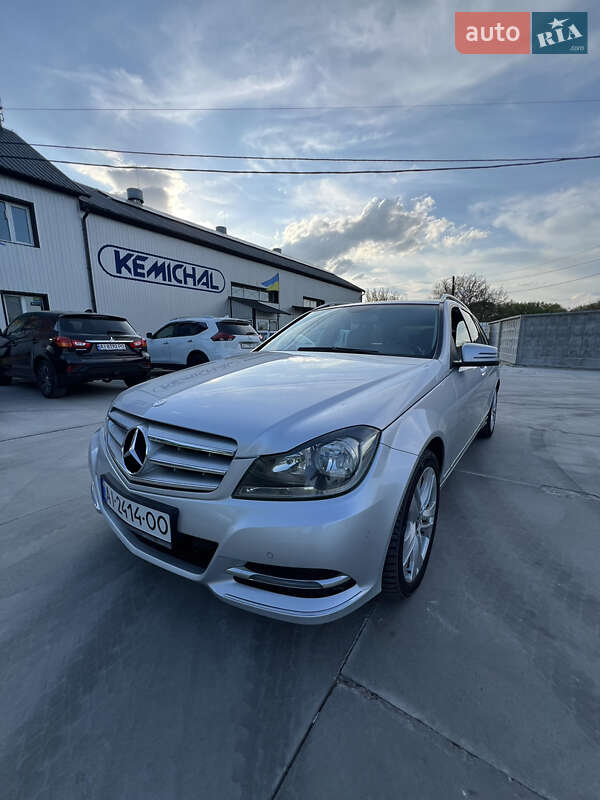 Универсал Mercedes-Benz C-Class 2012 в Белой Церкви