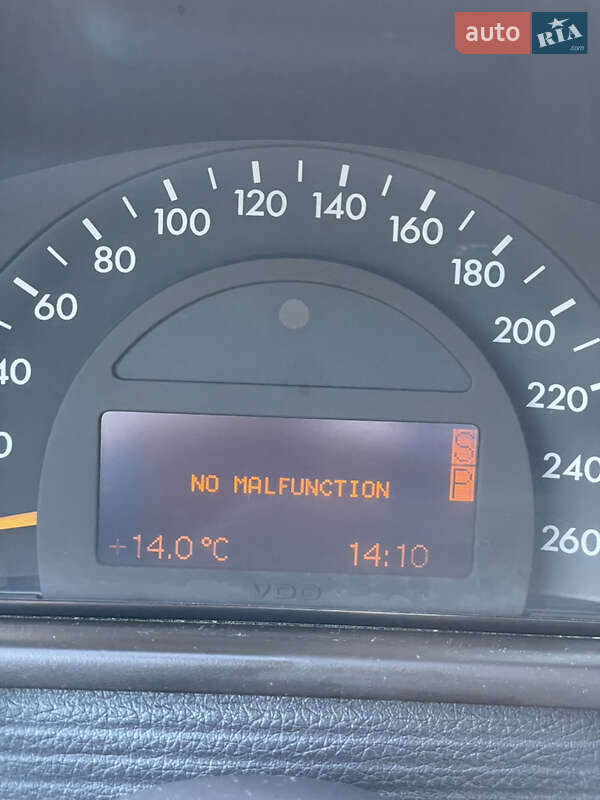 Седан Mercedes-Benz C-Class 2002 в Івано-Франківську
