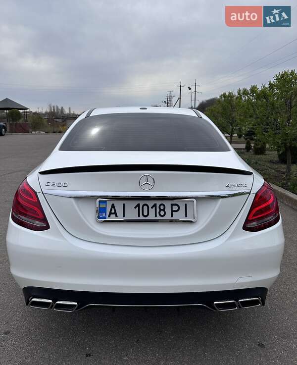 Седан Mercedes-Benz C-Class 2015 в Южноукраїнську