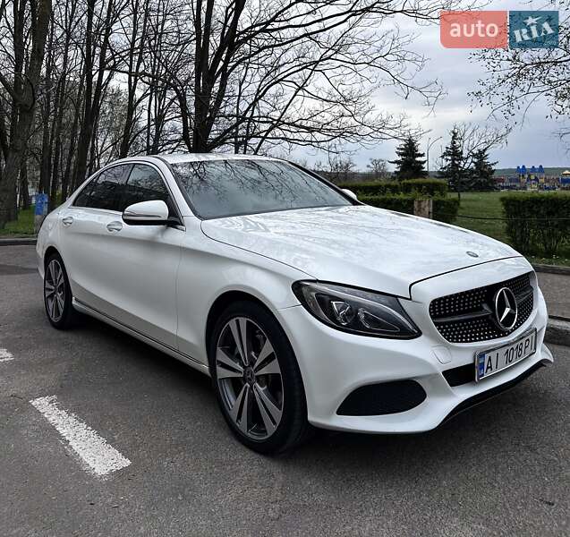 Седан Mercedes-Benz C-Class 2015 в 