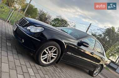 Седан Mercedes-Benz C-Class 2004 в Запорожье