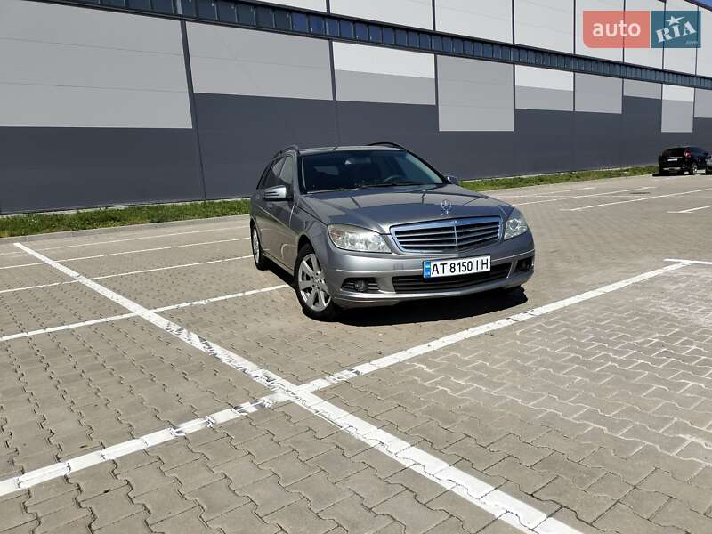 Mercedes-Benz C-Class 2009