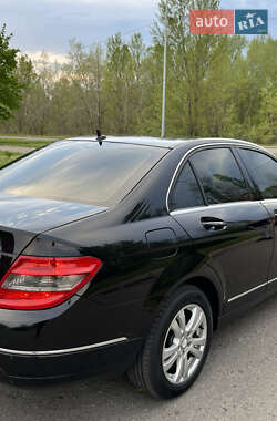 Седан Mercedes-Benz C-Class 2009 в 