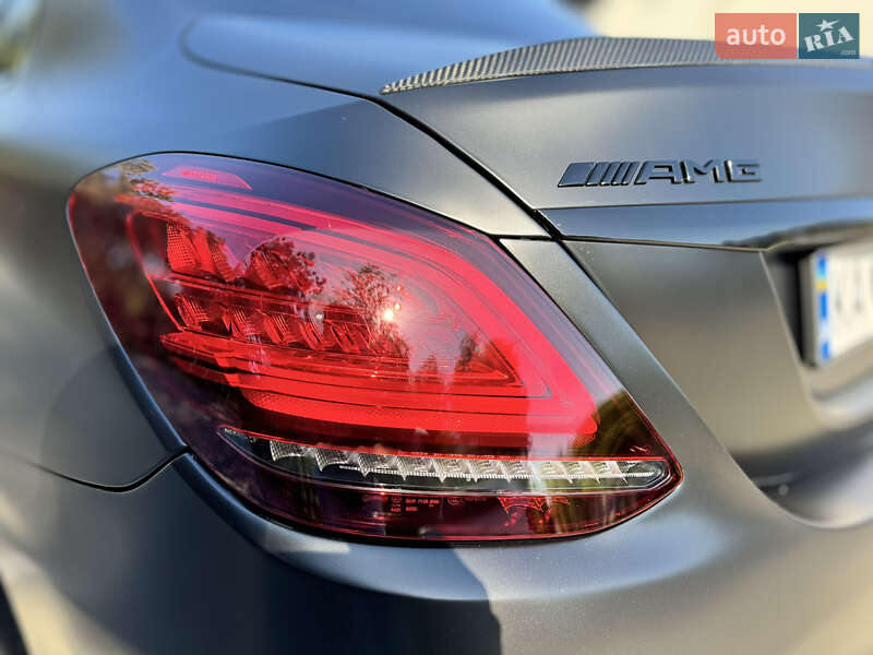 Седан Mercedes-Benz C-Class 2019 в Києві