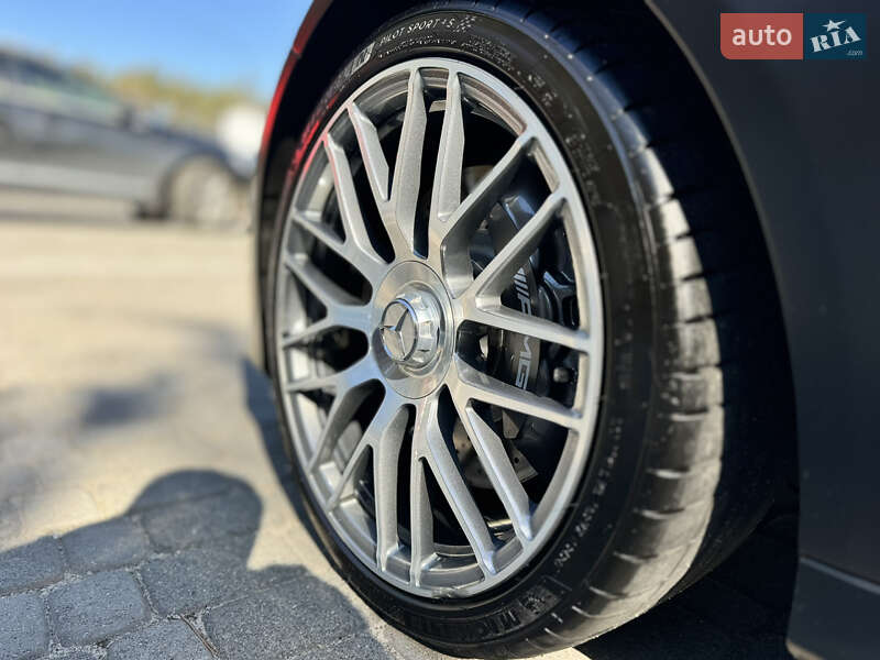 Седан Mercedes-Benz C-Class 2019 в Києві