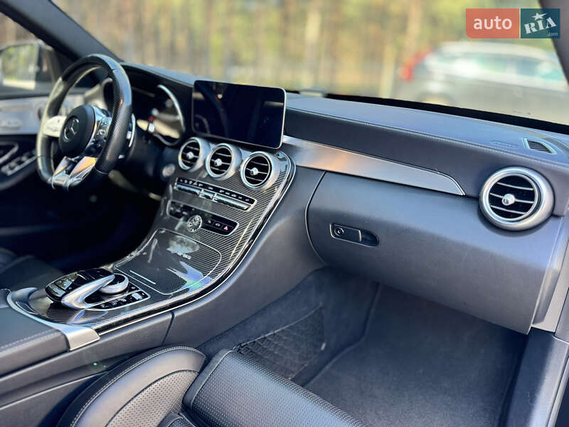 Седан Mercedes-Benz C-Class 2019 в Києві