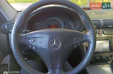 Універсал Mercedes-Benz C-Class 2003 в 