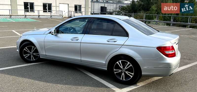 Седан Mercedes-Benz C-Class 2014 в Києві