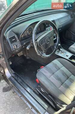 Седан Mercedes-Benz C-Class 1995 в 