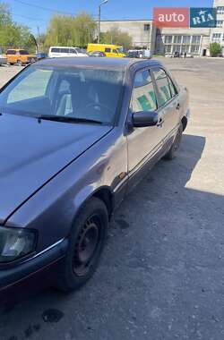 Седан Mercedes-Benz C-Class 1995 в 