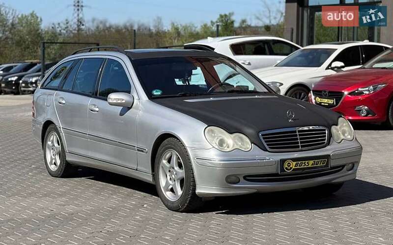 Mercedes-Benz C-Class 2004