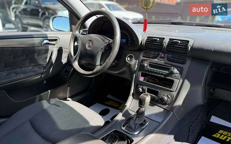 Универсал Mercedes-Benz C-Class 2004 в Черновцах