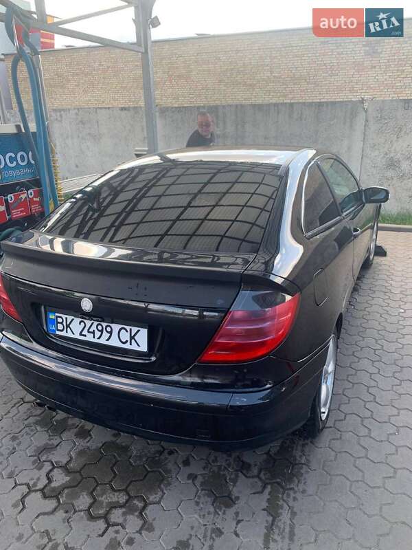 Mercedes-Benz C-Class 2001