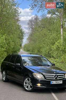 Універсал Mercedes-Benz C-Class 2009 в Чернігові