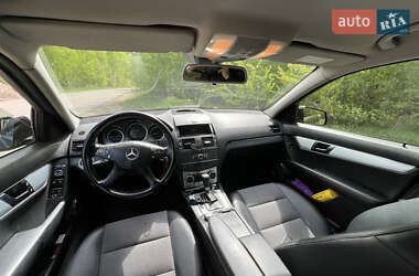 Універсал Mercedes-Benz C-Class 2009 в 