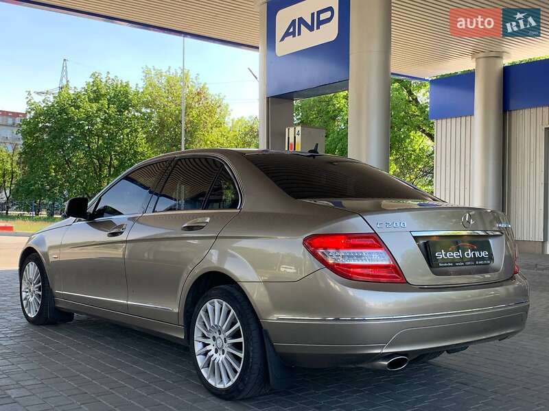 Седан Mercedes-Benz C-Class 2007 в Миколаєві