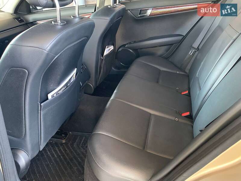 Седан Mercedes-Benz C-Class 2007 в Миколаєві