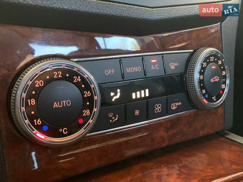 Седан Mercedes-Benz C-Class 2007 в Миколаєві