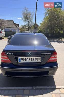 Седан Mercedes-Benz C-Class 2004 в 
