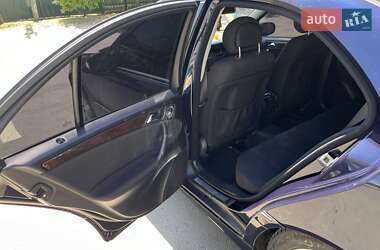 Седан Mercedes-Benz C-Class 2004 в 