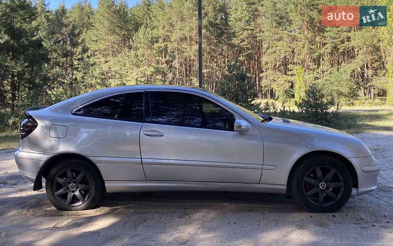 Купе Mercedes-Benz C-Class 2002 в Охтирці