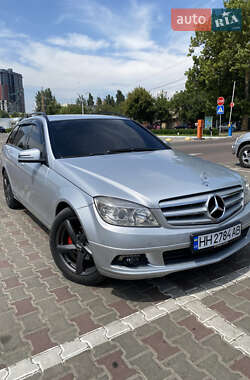 Универсал Mercedes-Benz C-Class 2009 в 