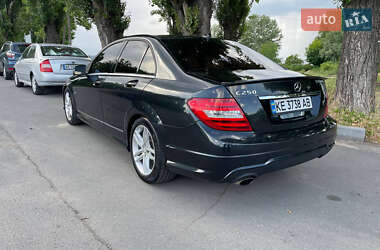 Седан Mercedes-Benz C-Class 2011 в 