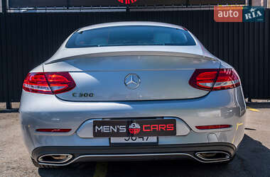 Купе Mercedes-Benz C-Class 2018 в 