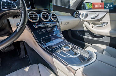 Купе Mercedes-Benz C-Class 2018 в 
