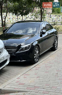 Седан Mercedes-Benz C-Class 2017 в 