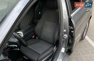 Универсал Mercedes-Benz C-Class 2018 в 