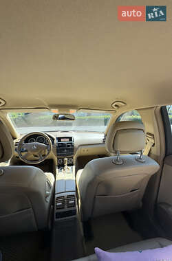 Седан Mercedes-Benz C-Class 2007 в 