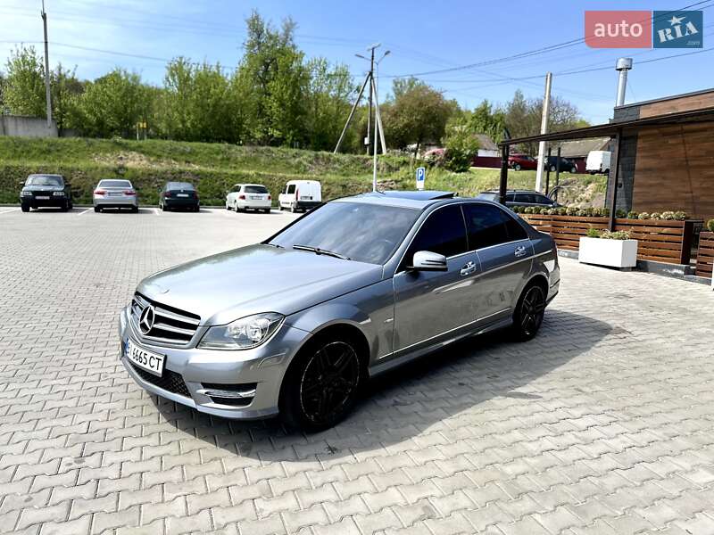 Mercedes-Benz C-Class 2012